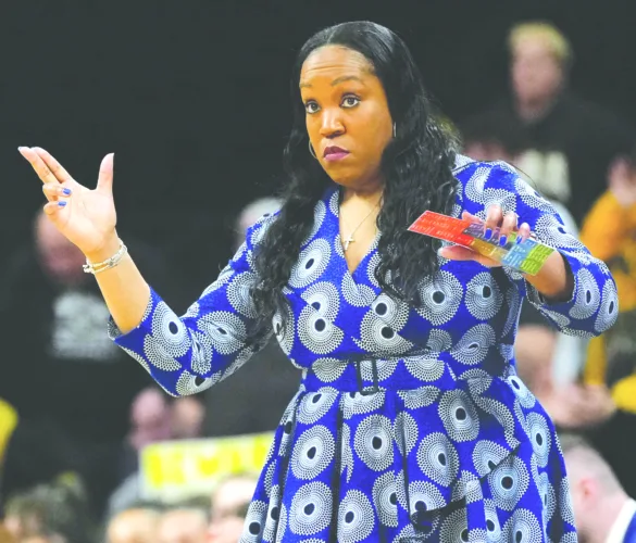 Ex-Spartans ass’t reaches settlement after sudden dismissal at Virginia